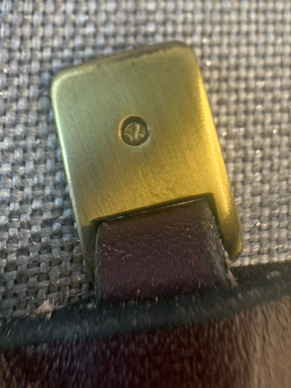 Etienne Aigner Dark Brown burgundy Leather Belt with brass Round Buckle sm 28. - Picture 8 of 8